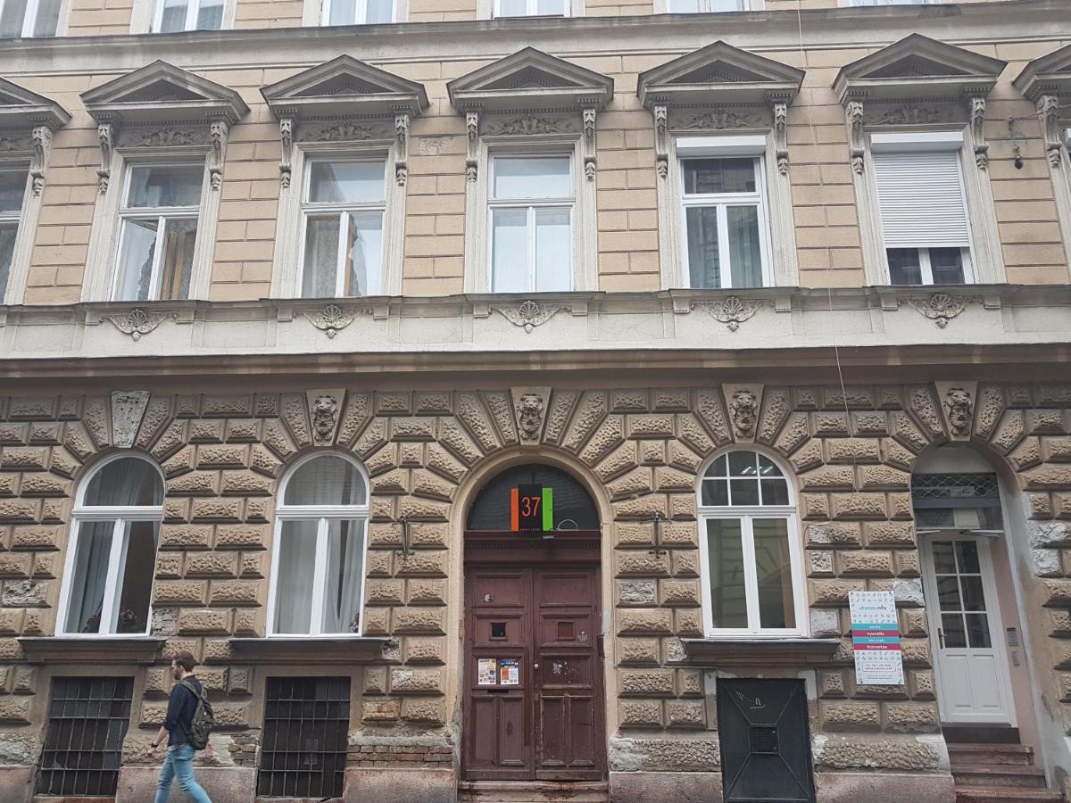 Small Home Budapest Sziv 3 Buitenkant foto